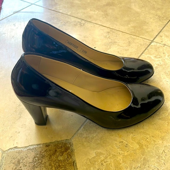 Agl Shoes Agl Heels Size 385 Poshmark